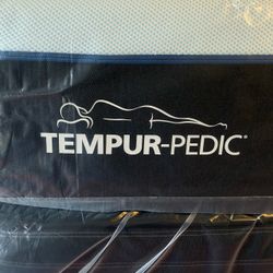 TempurPedic LuxeBreeze Soft King 13” Mattress – Premium Cooling Comfort | New & Factory Sealed