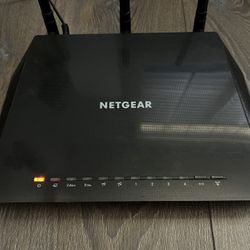 Netgear AC1750 Model 6400 WiFi Router