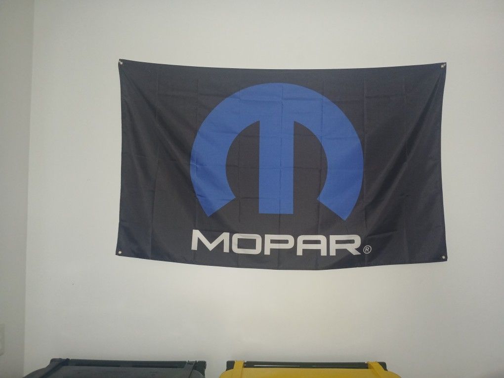 Mopar Parts Flag