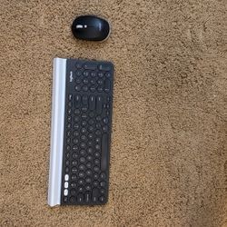 Logitech K78 Bluetooth keyboard 