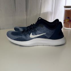 Nike Women’s Sneakers – Size 6.5 (Brand New)