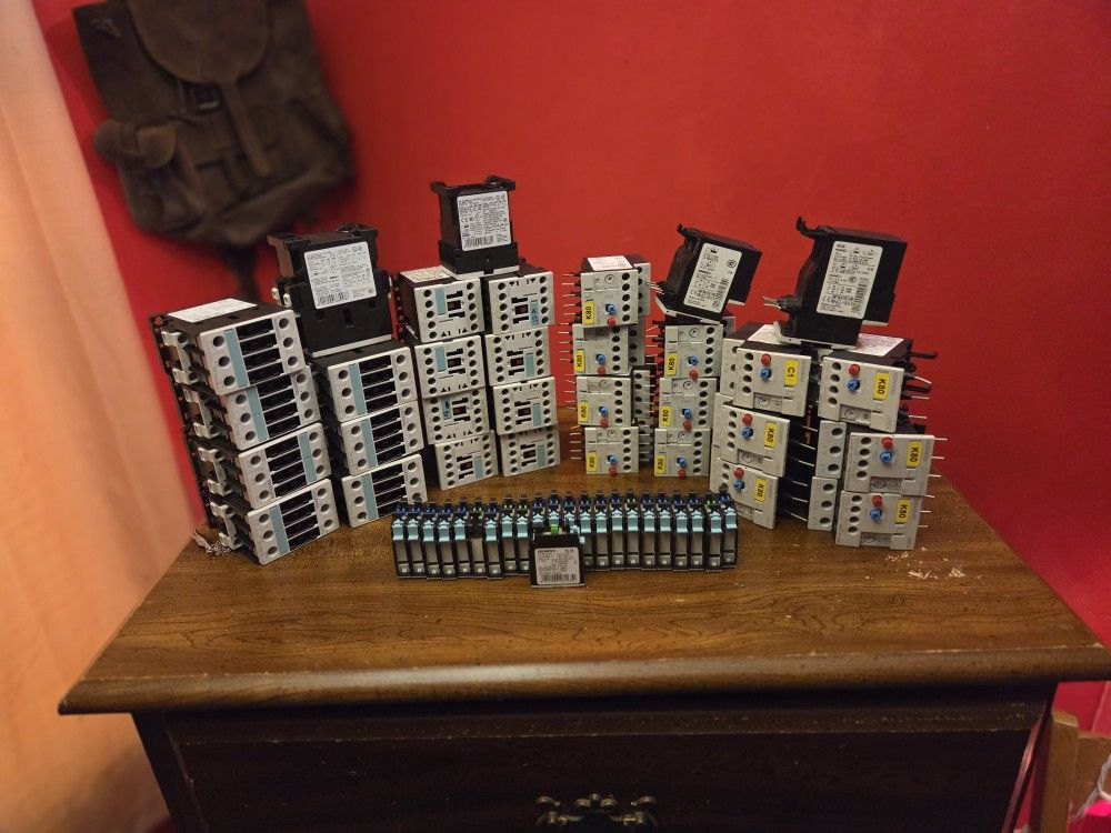 Electricians Equipment Fuses And Breakers