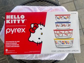 Pyrex Hello Kitty 8-Piece Glass Food Storage Set