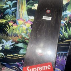 Supreme Skateboard 