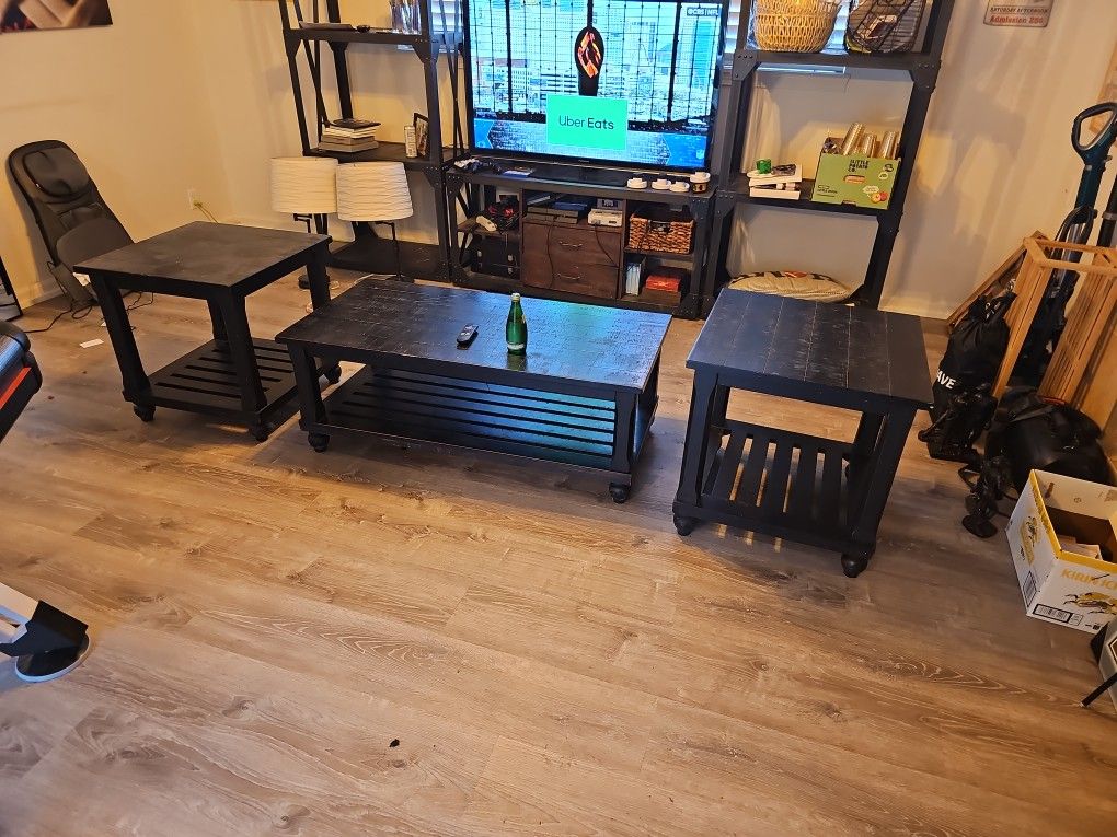 3 Piece Set. Table With two End Tables