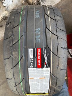 315/35/20 Nitto r2