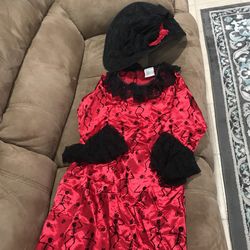 Costume
