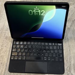 iPad Pro 11 Inches 128gb LTE Version - Apple Keyboard 