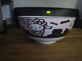 HELLO KITTY HALLOWEEN DISH BOWL