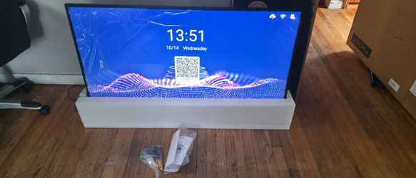 **55” MENSETIC Digital Signage Display – Open Box – High Brightness LED – CMS Built‐In**