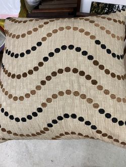 Set Of 2 Custom made decorative Couch pillow Covers 22x22