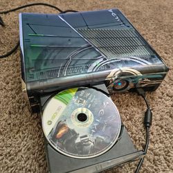 320gb limited edition Xbox 360 (halo 4)