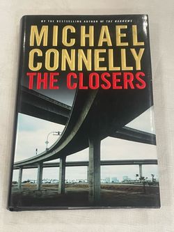 2005 first edition hardcover of The Closers by Michael Connelly. 403 pages