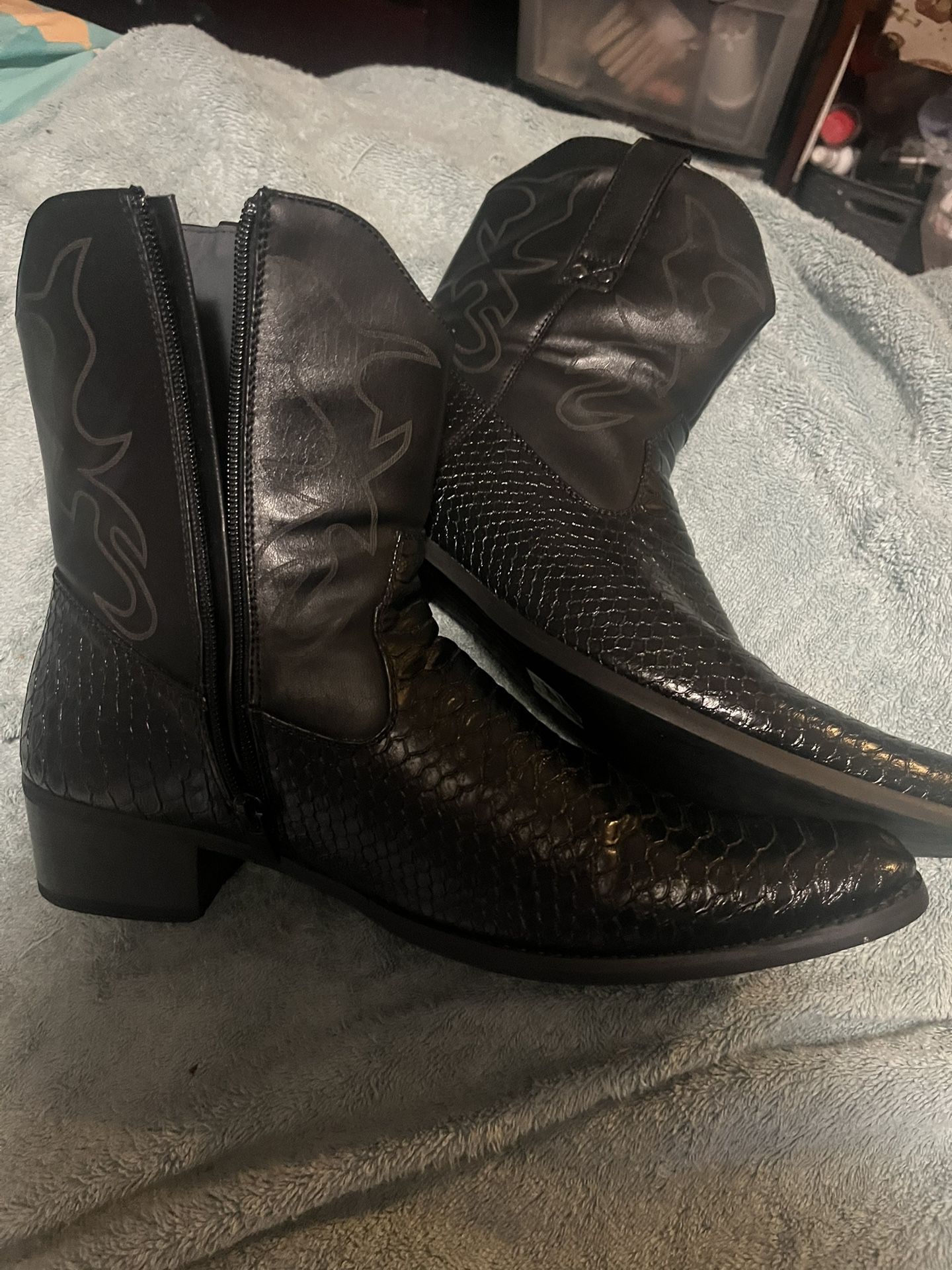 Parrarra Cowboy Snake Skin Boots