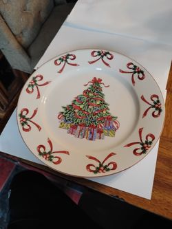 Vintage Christmas tree over glaze dinner plate 10.5" set of 2