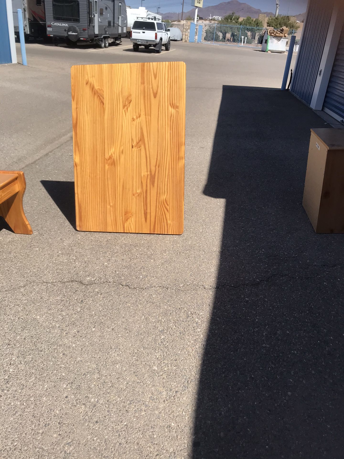 SOLID OAK WOOD TABLE