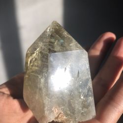 X Large Citrine Gemstone With Tons Of Rainbows 
