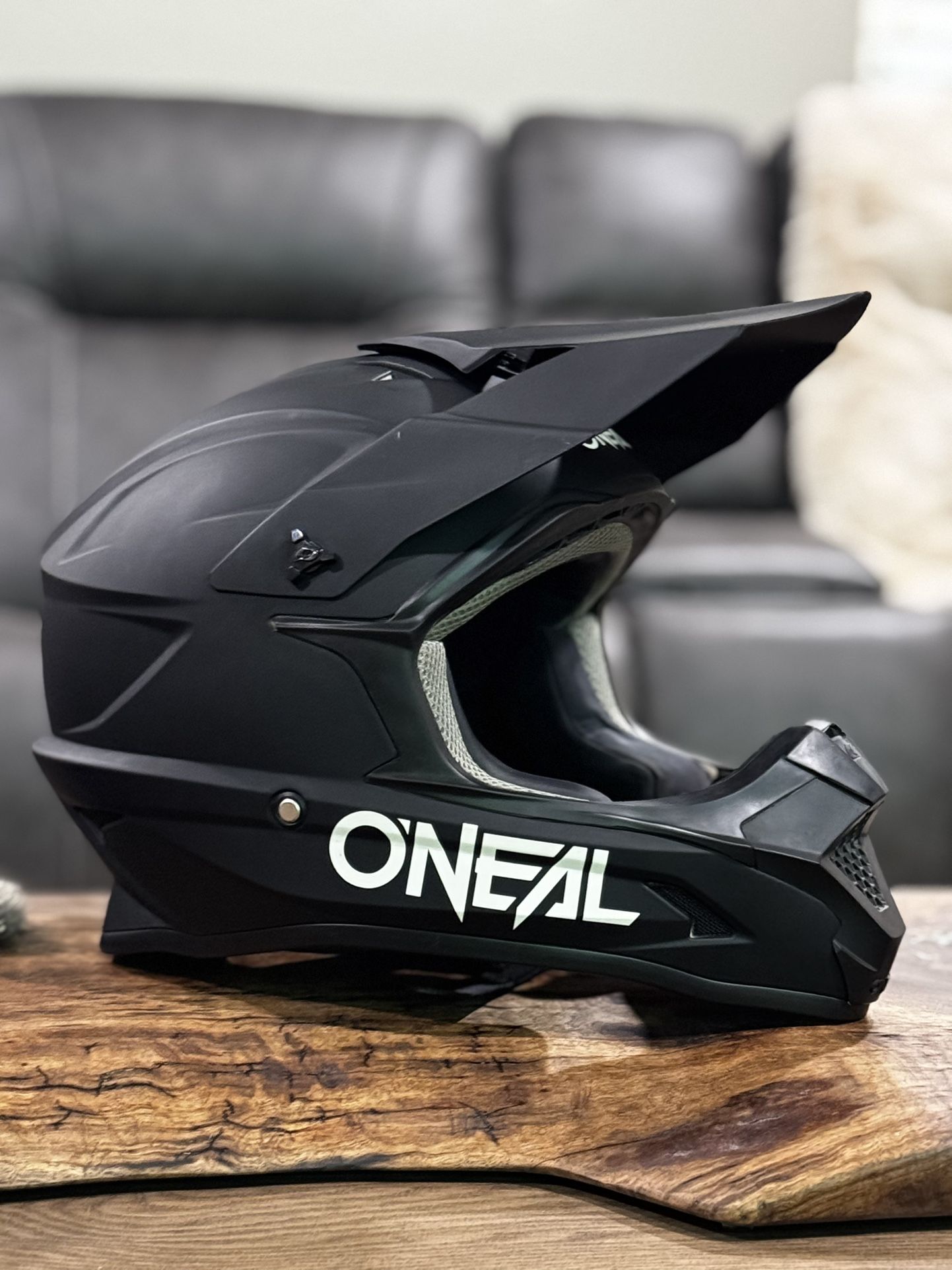 Large Adult ONEAL Mx Helmet