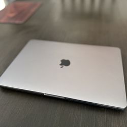 MacBook Pro, Perfect Condition 2017