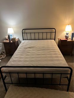Full Size Bed Frame & Mattress