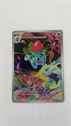 Ivysaur 134/132 Pokémon Holo Card MEG - pokemon card