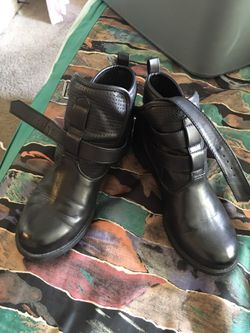 Real leather boots size 6 $10
