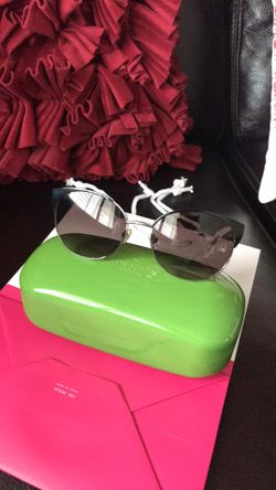 Kate spade sunglasses new with case in black