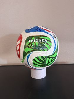 Trionda Competition Soccer Ball – Replica Version Size 5 (Standard Match & Play Size)