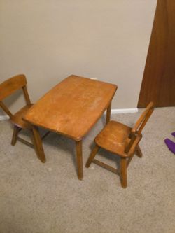 1950 Child's Table and chairs