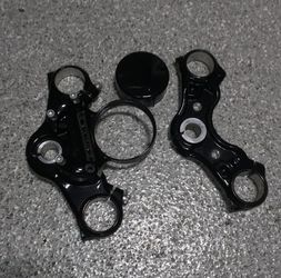 2017 Harley Davidson Sportster Forty eight Upper And Lower Triple Trees 