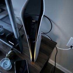 PS5 SLIM BASICALLY BRAND NEW.