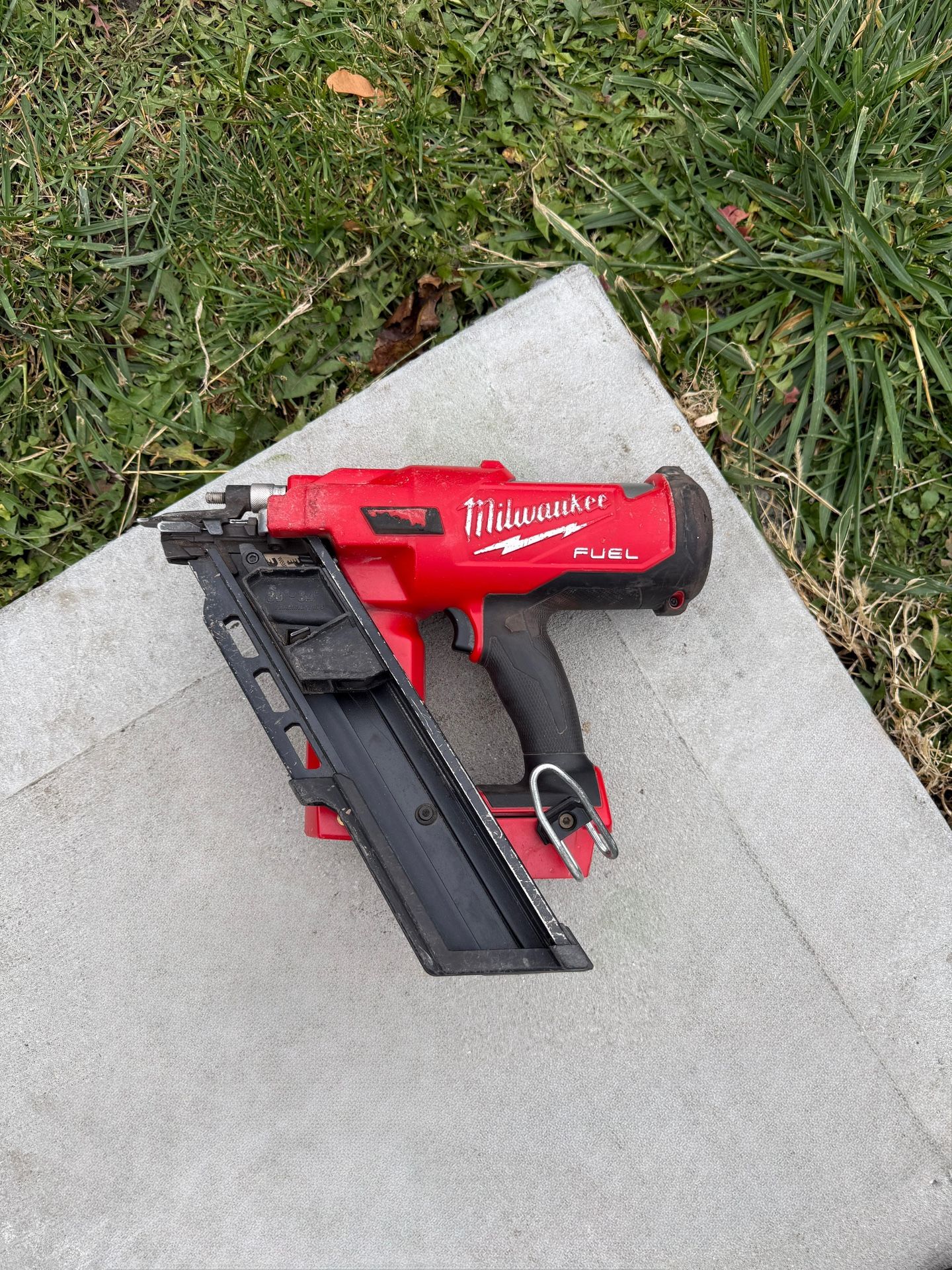 M18 FUEL 3-1/2 in. 18-Volt 30-Degree Lithium-Ion Brushless Cordless Framing Nailer (Tool-Only)