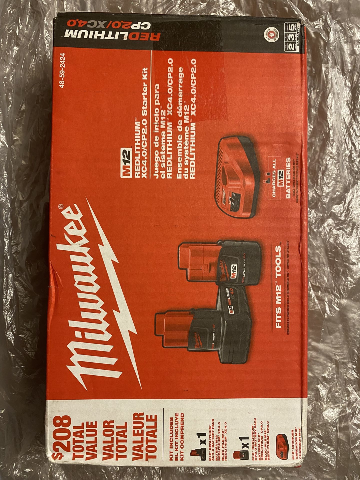 Milwaukee M12 Battery Pack 2 PCs And Charger 🔌