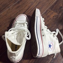Converse White 