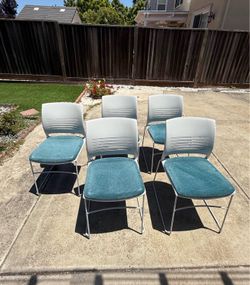 Set of 5 Modern Stackable Chairs