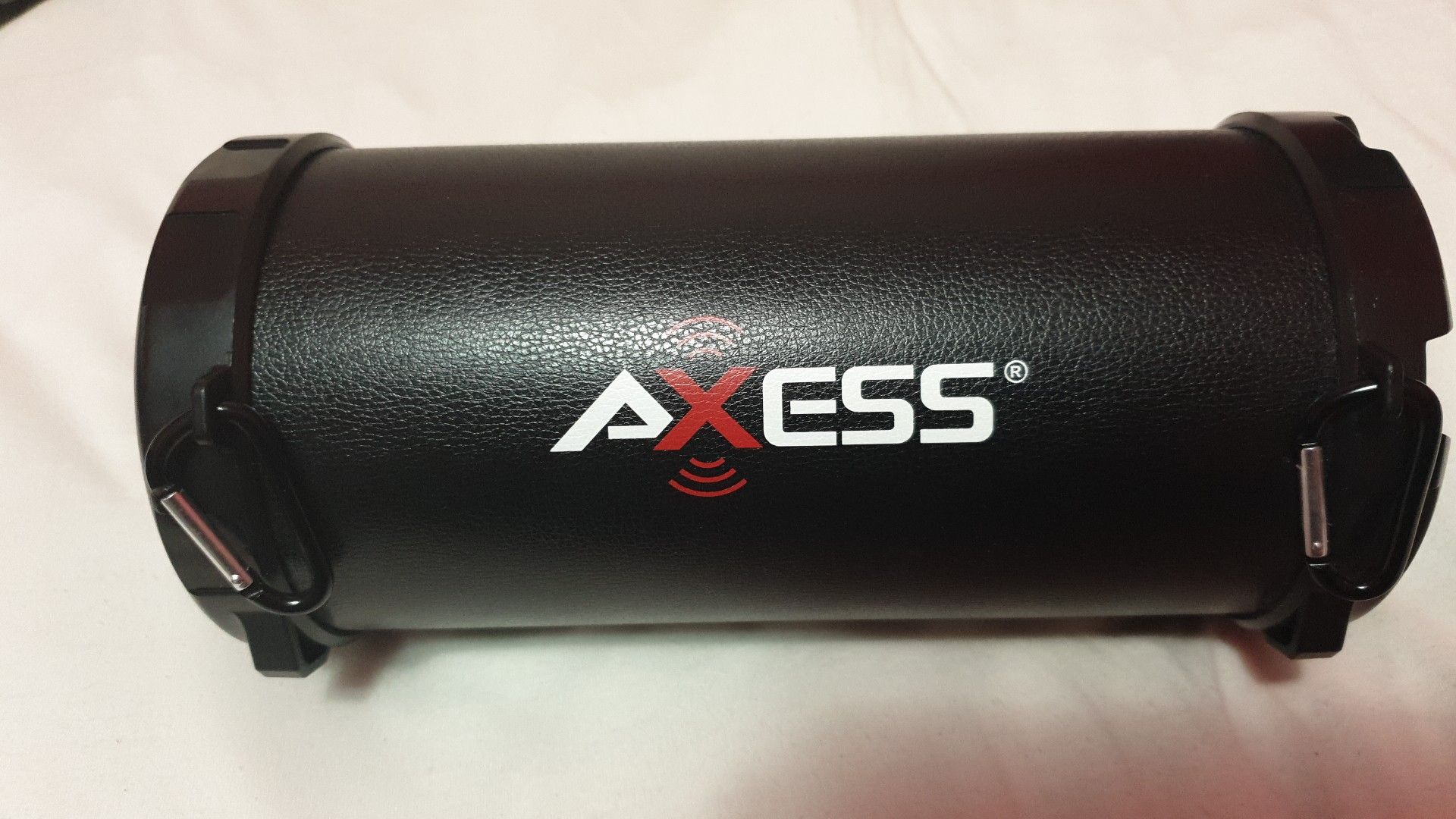 Axess Bluetooth portable speaker