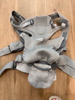 BabyBjörn Baby Carrier – Gray Breathable Mesh