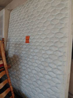 Cali King mattress