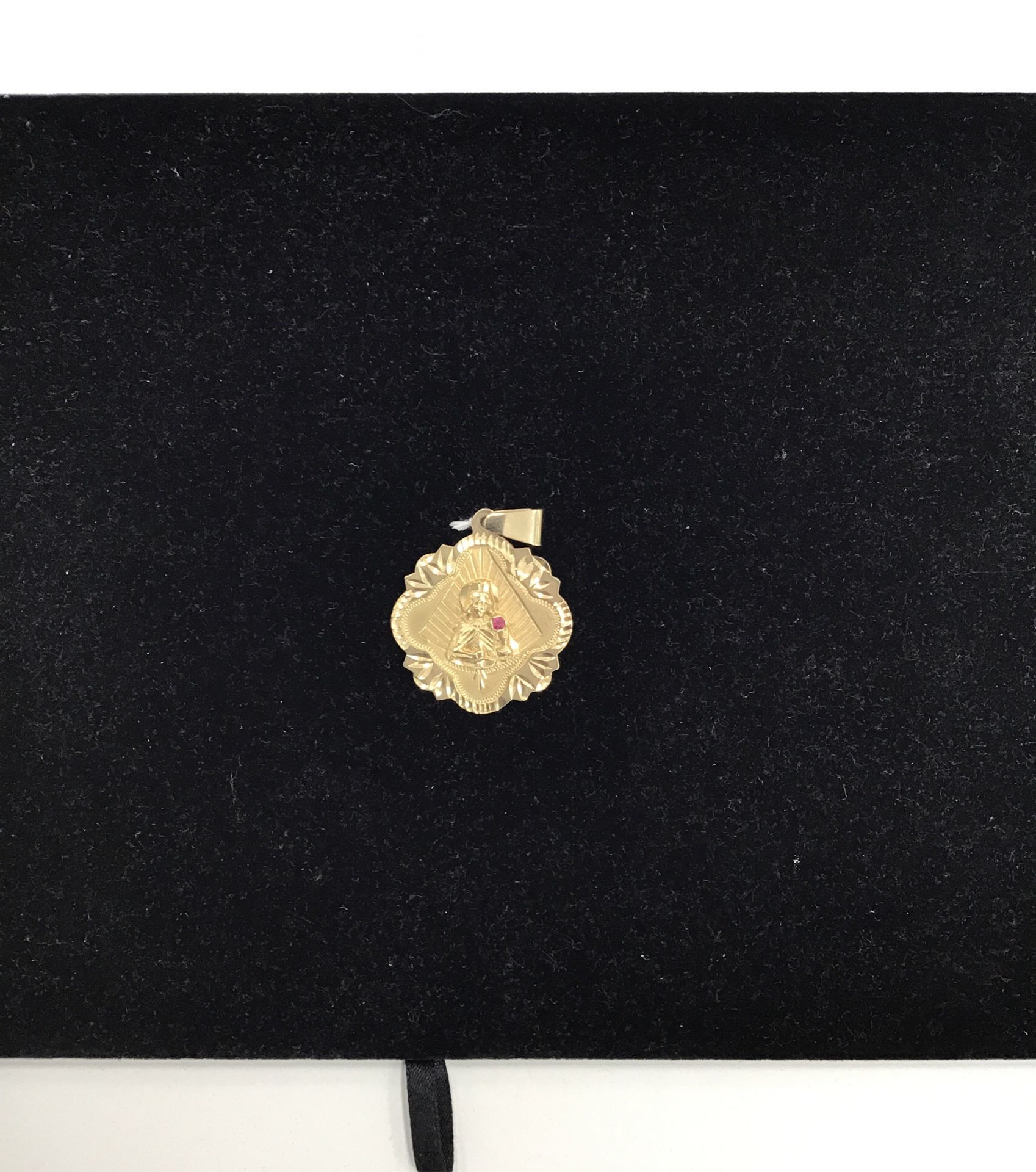 14 K Religious Pendant