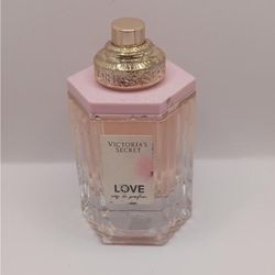 Victoria secret love 1.7 Oz 