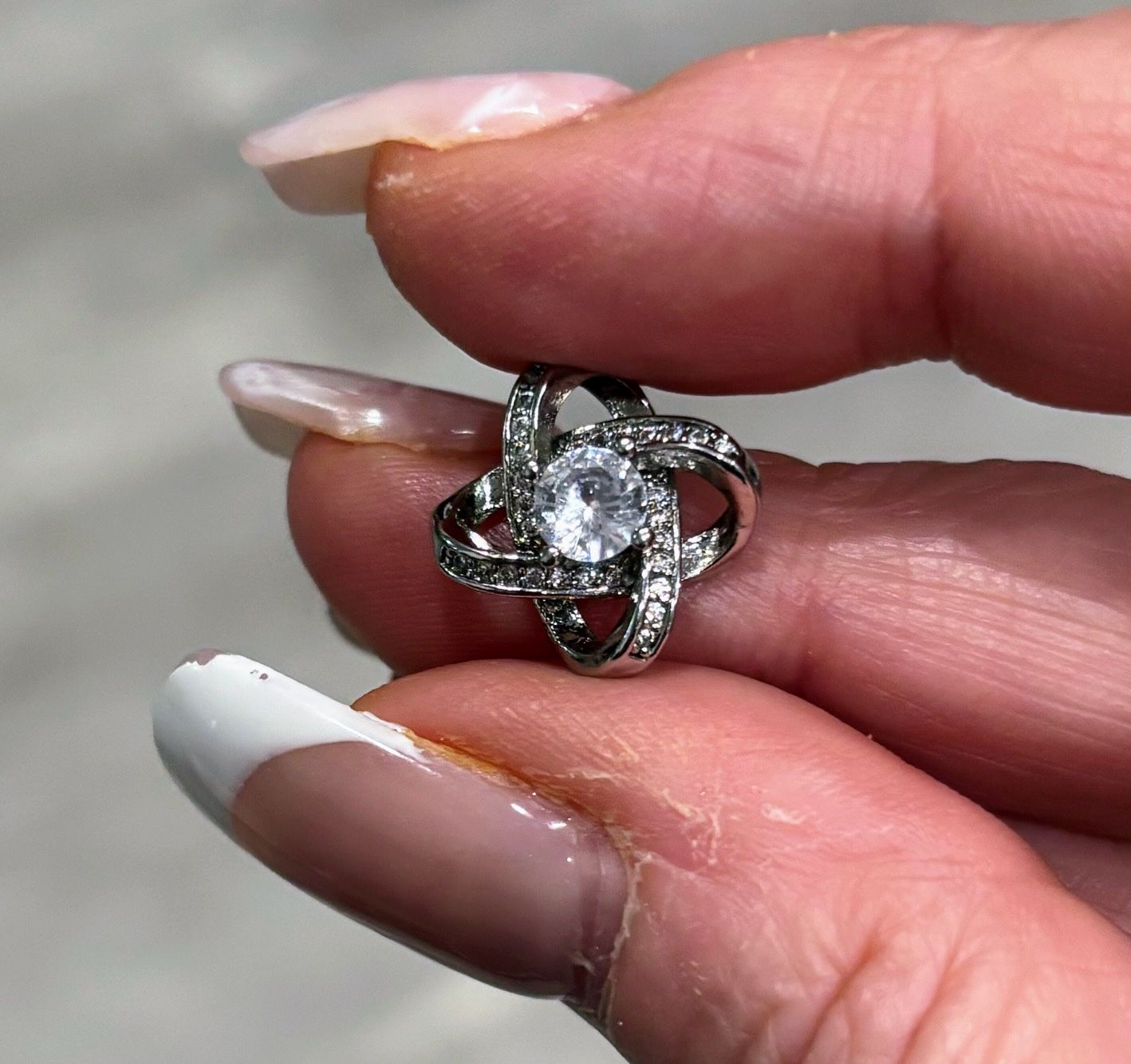 Sterling silver cubic zirconia pendant