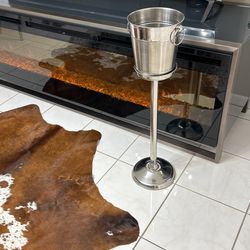 Chrome Two Piece Wine Holder On Ice