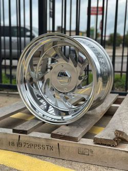 18X11 RESTO WHEELS 3153018 TIRES 5 & 6 LUG FORD GMC FORD RAM 