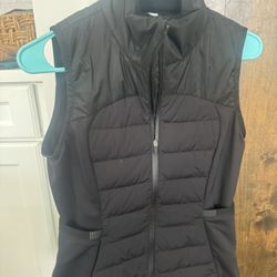Lululemon Women’s For it All vest 