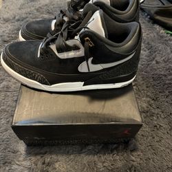 AIR JORDAN 3 RETRO BLACK/CEMENT GREY Size 12