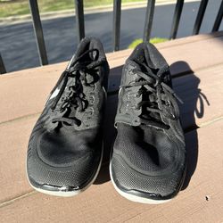 Nike Shoe Size 11— H20 Repel Free 5.0 