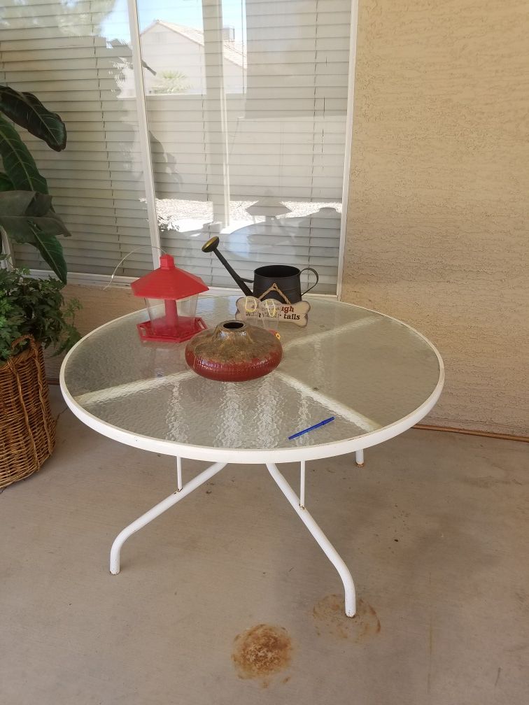 Outdoor table