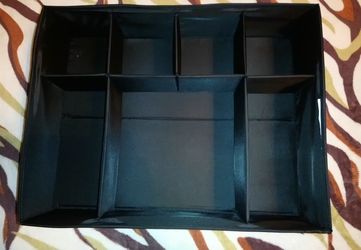 Box with compartments