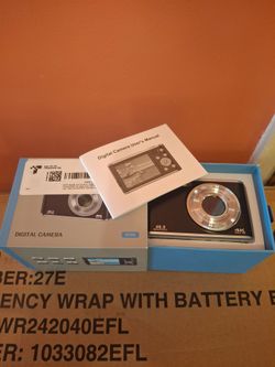 4K Digital Camera Dual Lens Autofocus with 16X Zoom, 2 Batteries, 32GB Card Included. 
Brand NEW!