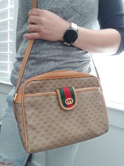 Authentic Vintage Gucci GG Monogram Micro Guccissima Sherry Web Clutch Crossbody Bag